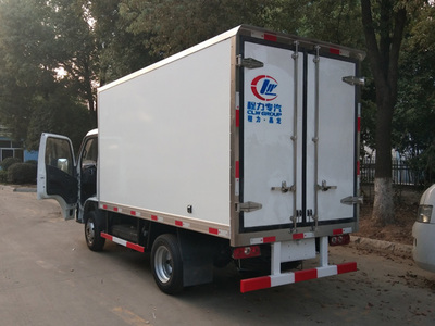 国六汽油冷藏车在哪里买_好的国六冷藏车报价