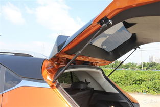 东南DX3 2016款1.5L手动旗舰型行李厢支撑杆详解与汽车图片展示