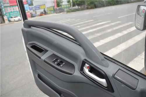 【供应陕汽德龙130马力冷藏车量大从优,国六130马力冷藏车】- 