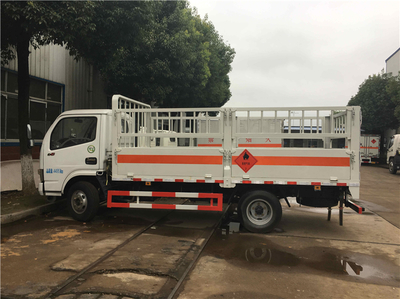 气瓶车与重汽危险品运输车 制造商的职责与汽车厢体制造的关键技术